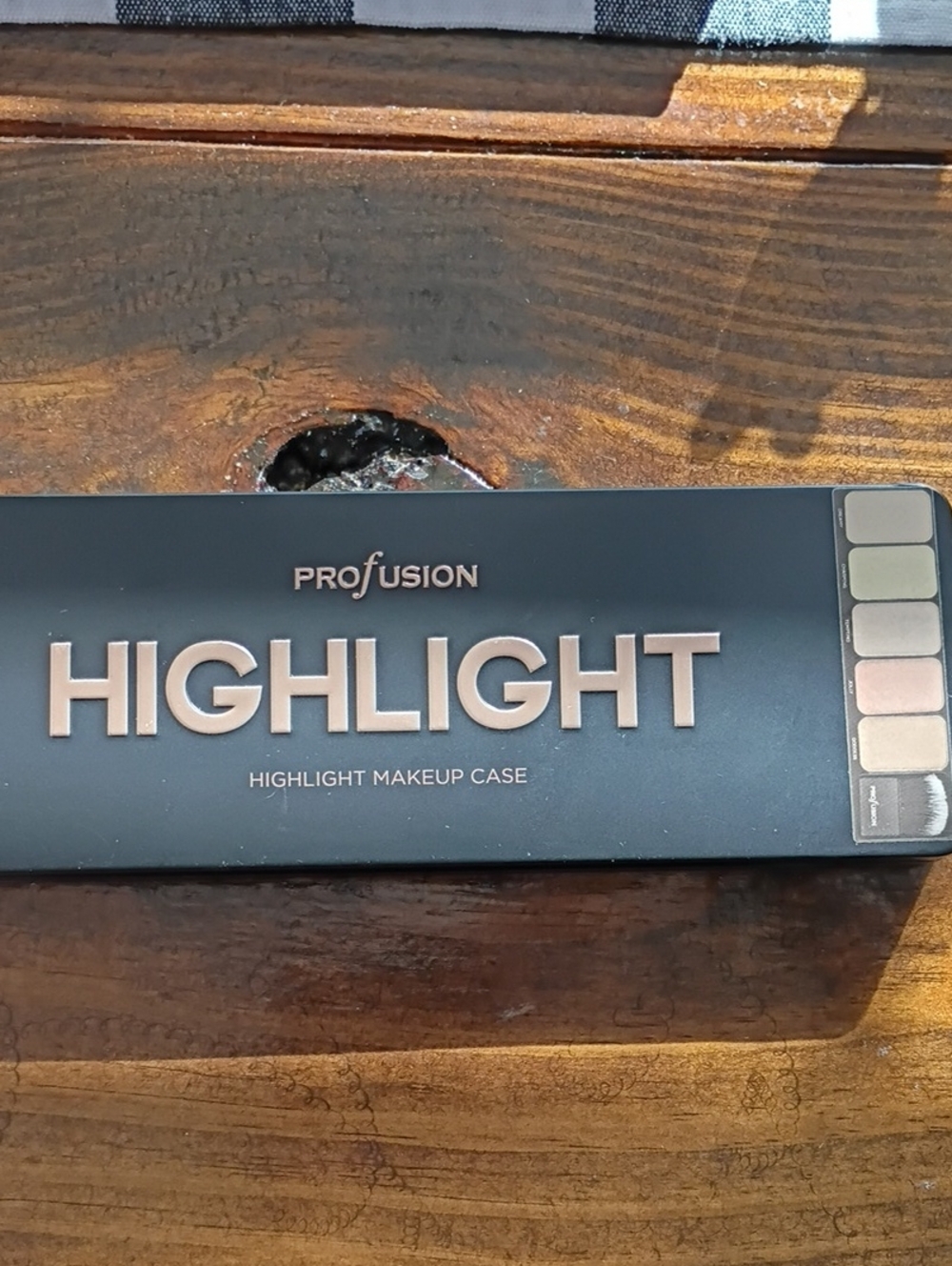 Profusion Cosmetics Highlight Makeup Case – Black & Champagne Shimmers